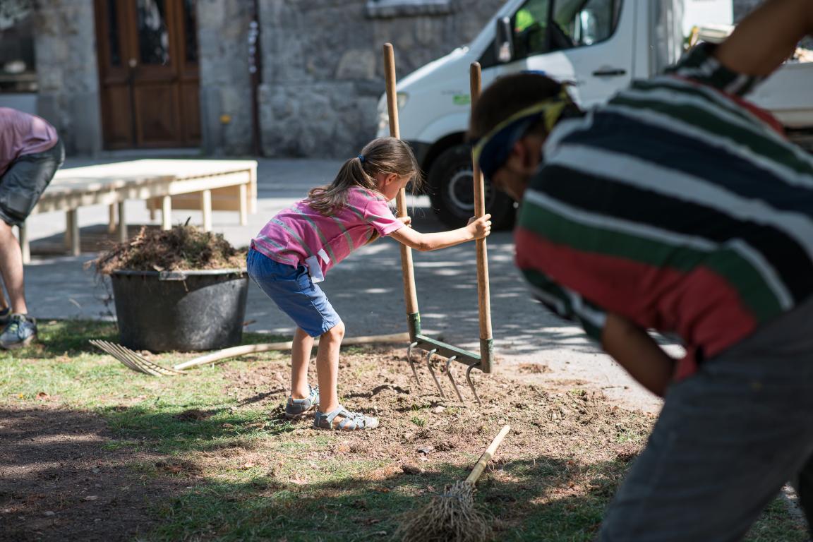 Chantier participatif place Robin