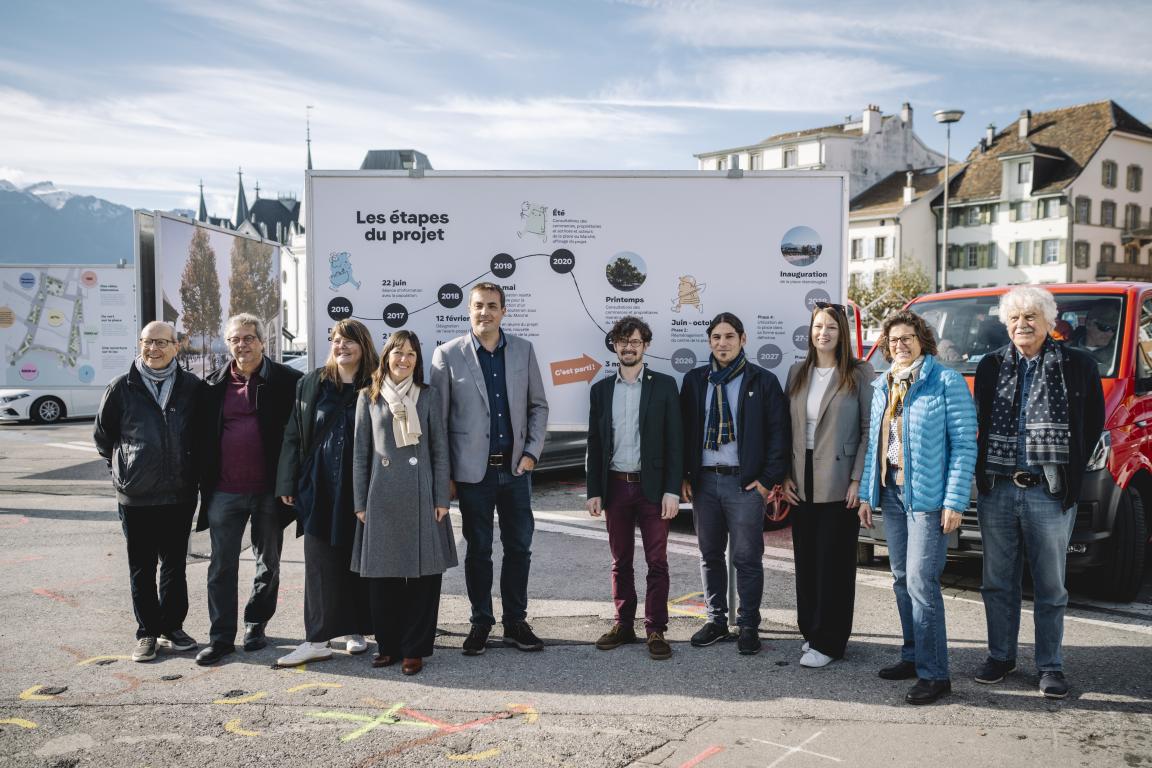 Ancienne et nouvelle Municipalité réunies